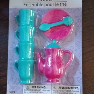 NWT Childrens Montessori Learning food make believe Tea Party Cups Plates